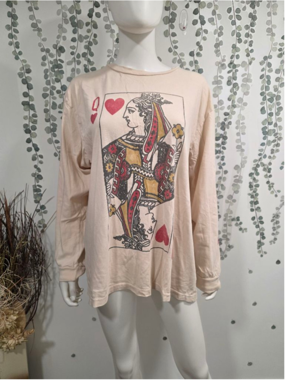 Daydreamer Queen Card Graphic Long Sleeve Tee XL Beige Made in USA Cotton - Picture 4 of 10